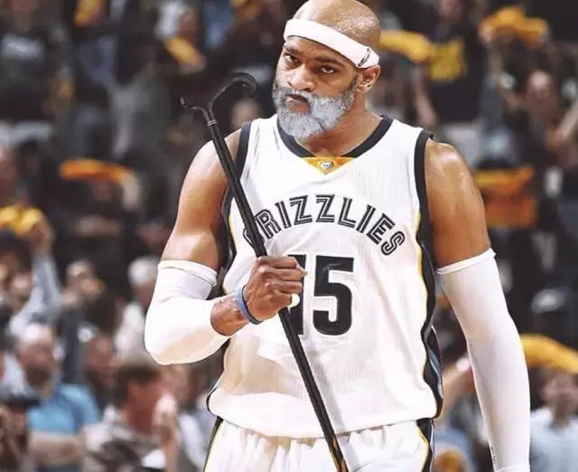 与此类似 与此类似